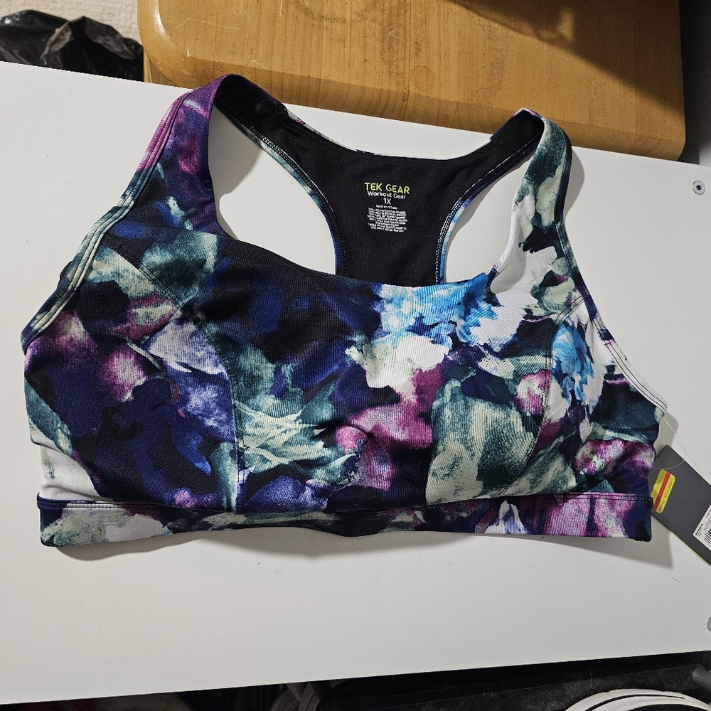 Tek Gear Women's Vibrant Patterned Sports Bra